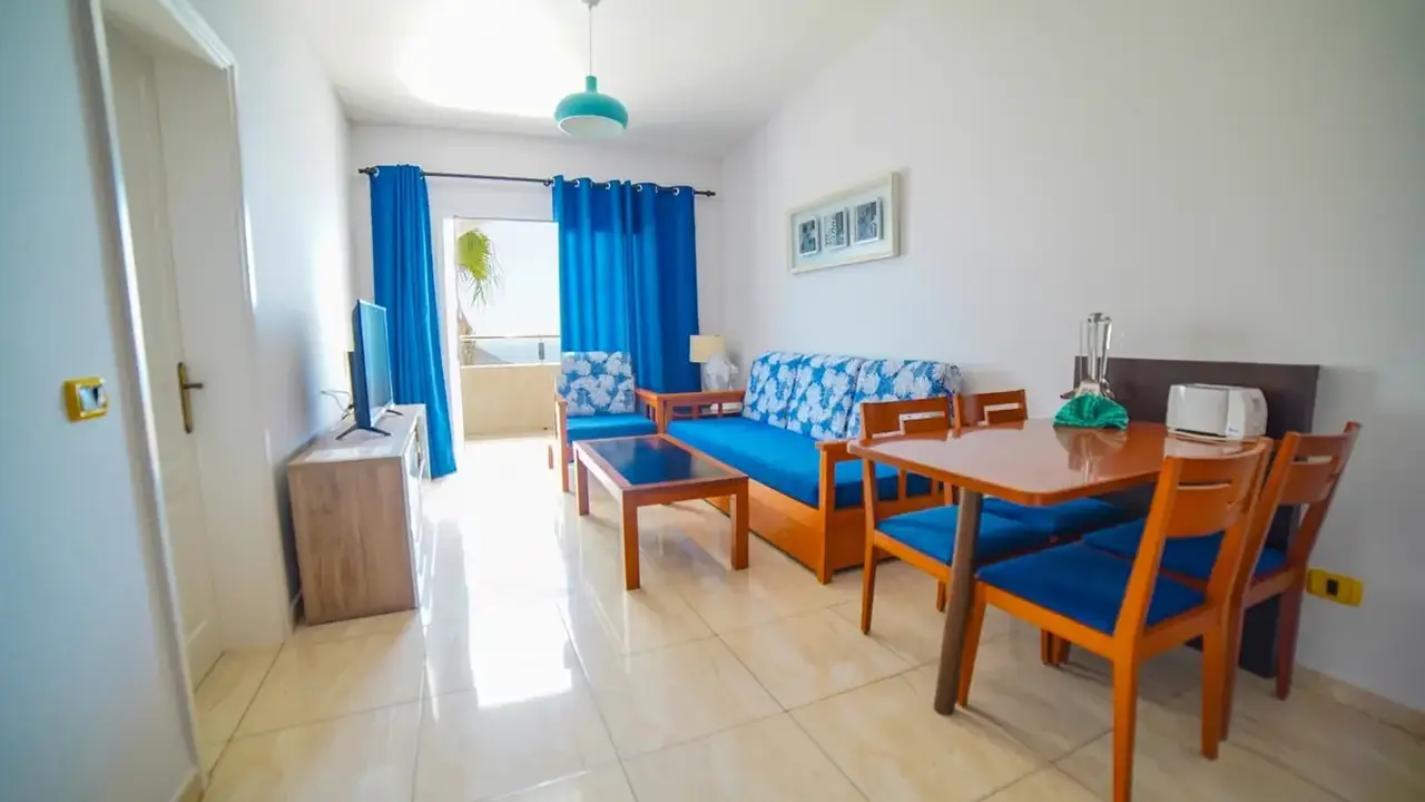 Colina Mar Apartments