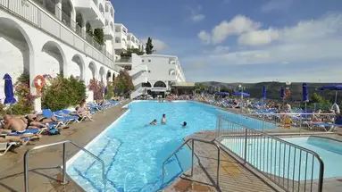 Colina Mar Apartments