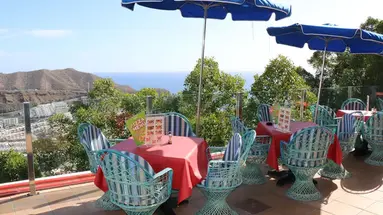 Colina Mar Apartments