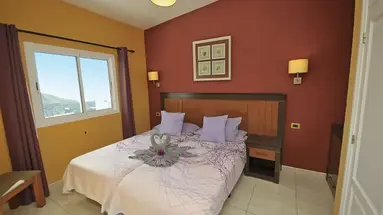 Colina Mar Apartments