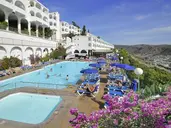 Colina Mar Apartments