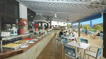 Colina Mar Apartments