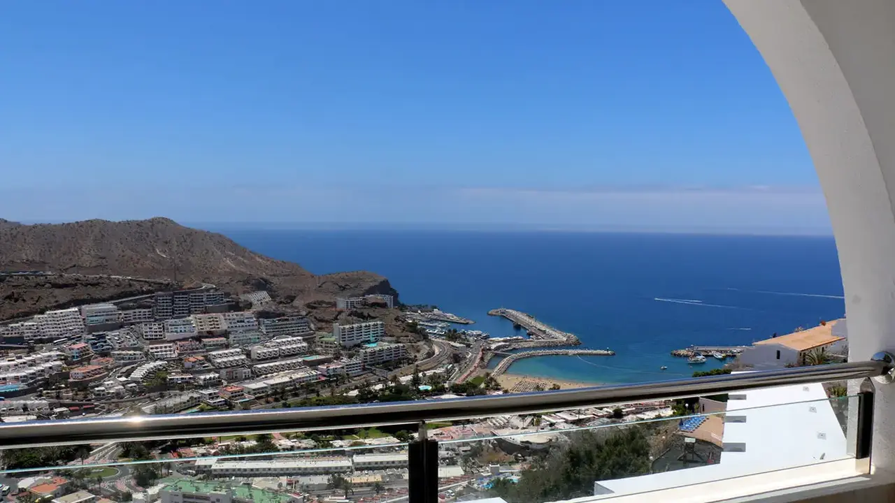 Colina Mar Apartments