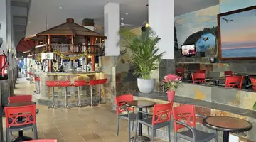 Colina Mar Apartments
