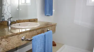 Colina Mar Apartments