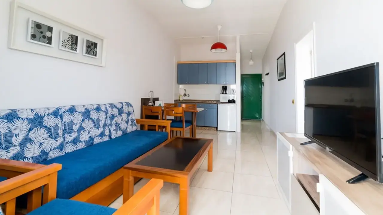 Colina Mar Apartments