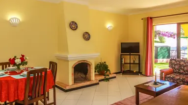 Colina Village