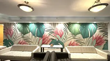 Collins Hotel