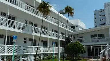 Collins Hotel