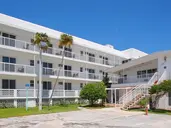 Collins Hotel
