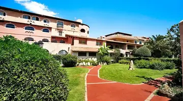 Colonna Beach Hotel