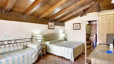 Colonna Beach Hotel