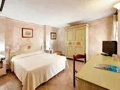 Colonna Beach Hotel
