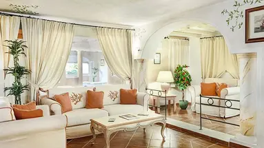 Colonna Beach Hotel