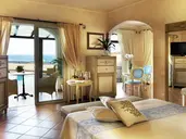 COLONNA RESORT HOTEL