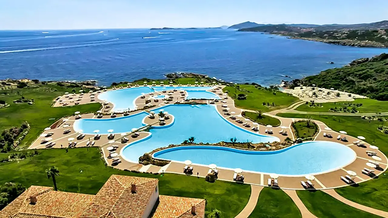 Colonna Resort