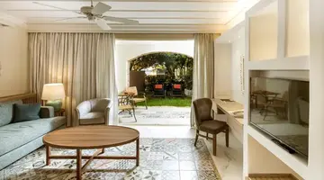 Columbia Beach Resort