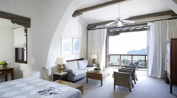 Columbia Beach Resort