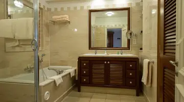 Columbia Beach Resort
