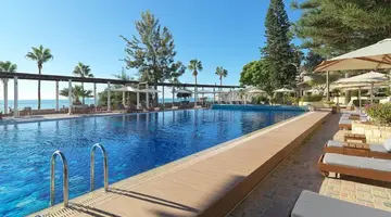 Columbia Beach Resort