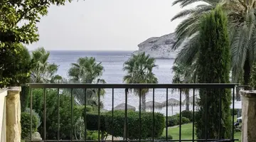 Columbia Beach Resort