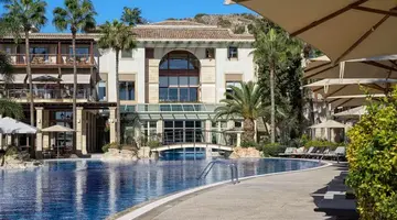 Columbia Beach Resort