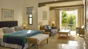 Columbia Beach Resort