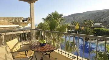 Columbia Beach Resort