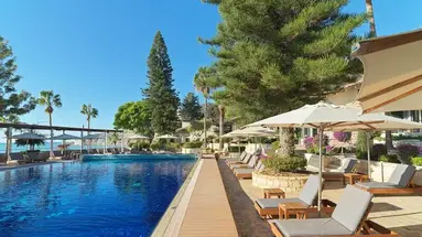 Columbia Beach Resort