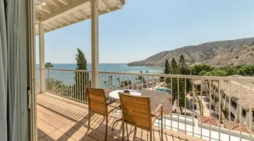 Columbia Beach Resort