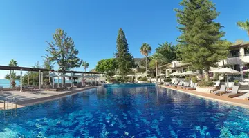 Columbia Beach Resort