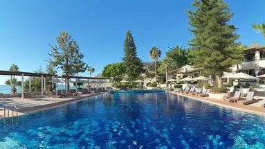 Columbia Beach Resort