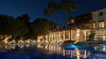 Columbia Beach Resort