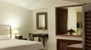 Columbia Beach Resort