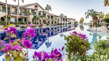 Columbia Beach Resort