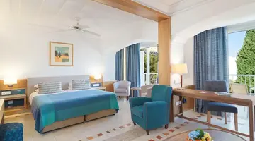 Columbia Beach Resort