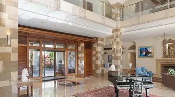 Columbia Beach Resort