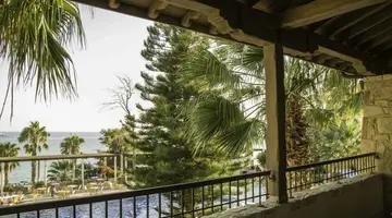 Columbia Beach Resort