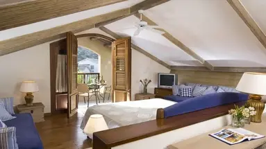 Columbia Beach Resort