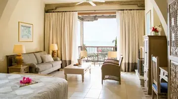 Columbia Beach Resort