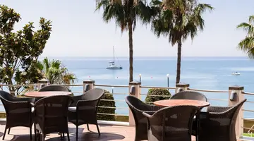 Columbia Beach Resort