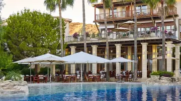 Columbia Beach Resort