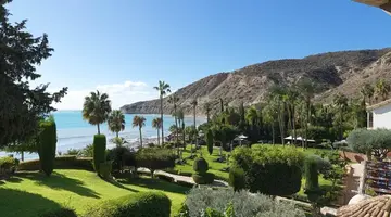 Columbia Beach Resort