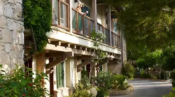 Columbia Beach Resort