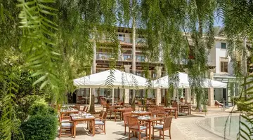 Columbia Beach Resort