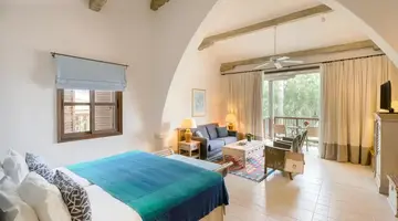 Columbia Beach Resort