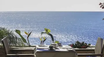 Columbia Beach Resort