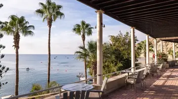 Columbia Beach Resort