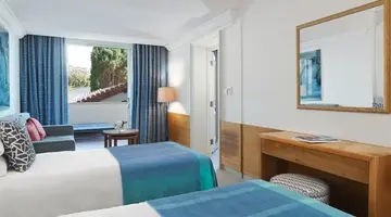 Columbia Beach Resort