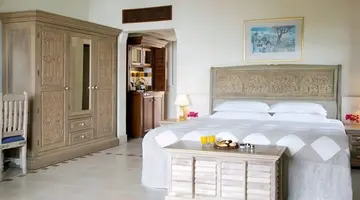 Columbia Beach Resort